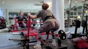 Sexy Bubble-booty Hottie Likes To Ride Her BF's Cock After an Intense Workout In the Gym