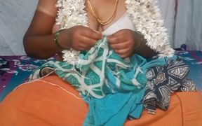 Tamil House Wife Hot Romantic Sex in Bedroom