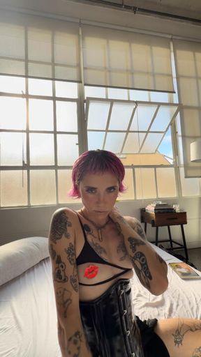 This lingerie is too small for me 😏