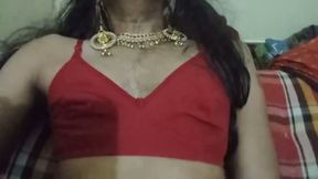 Indian Shemale Hot Boobs