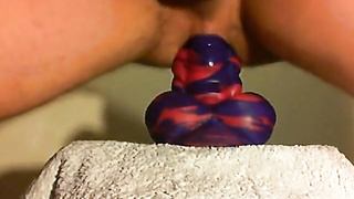 Butt sex Joy with Flint the Bad Dragon: Amateur Assfucker Handballing Flick
