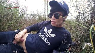 Splendid slender guy Jon Arteen converses French, faps off his trimmed chisel in the rain, oils with slobber, makes sound, spunks gooey love jam on his palm