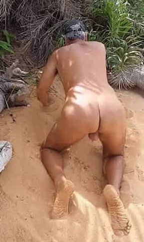 Ladysilva crossdress pelada na praia que bunda gostosa de marquinha