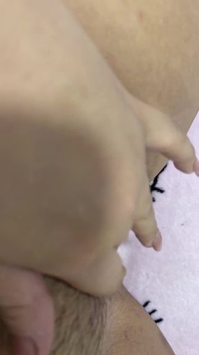 I masturbate my big hairy and big pussy   Clip 1