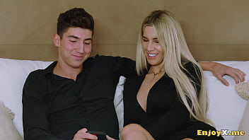 Mrs. Naughty flaunts her skills.A insatiable housewife fellates her visitor in the kitchen - love warm hard-core porn!