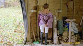 Hot Mature Molly MILF in Her Tight Sexy Jodhpurs