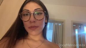 mel khalifa louca de tesao se masturba com maquina
