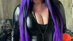 Valeri in latexb2p big orange glove