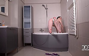 Hotlegsandfeet, samantha bentley bathtub moments, sex
