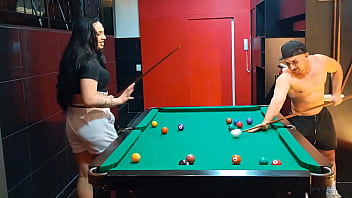 Saymon chupando e comendo cu gostoso da trans