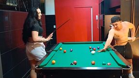 Saymon chupando e comendo cu gostoso da trans