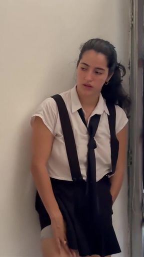 HOT LATINA SURPRISES FUCKED AND LEAVES SPEECHLESS   Clip 1