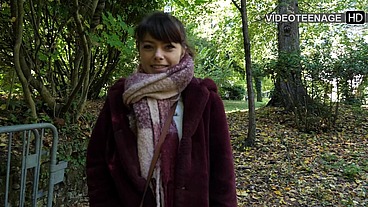 Lovely18 years girl does another porn casting