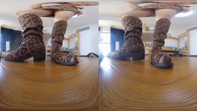 3DVR180 QINGQING Boots Dominate