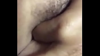 Horny Thai girl send vid to husband at work