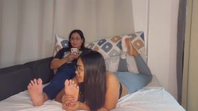 Roommates worshipping each others feet licking soles sucking toes kissing feet barefoot and getting turned on C4SGOONING26