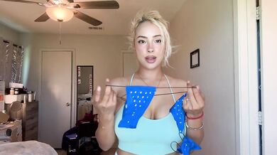 Bikini try on haul this Latina MILF teases sinfully