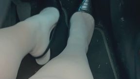 Pedal Pump Black slingbacks in nude pantyhose