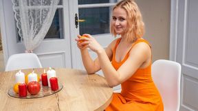 Wet pussy blonde Leane Dimes masturbating happily on cam