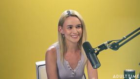 Breaking Shame Cycles &amp; Being True to Yourself, with Khloe Kingsley!  the Adult Time Podcast