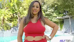 Milf Swinger Gets Surprise Visit From Horny Stud At