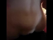 Énorme orgasme avec une belle poupée a gros seins