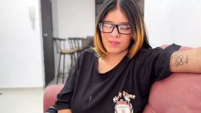 My Stepsister Is Very Horny and Asks Me to Fuck Her and Cum in Her