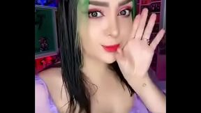 A arigameplays se le ve un pezon