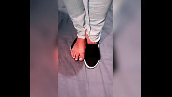 pezinho lindo da minha amiga com chul&eacute_ VENDO PACK NO CHAT  #Feet