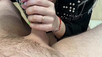 Sultry Seduction Ends in Scorching Deep Throat