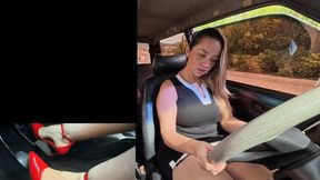 Karlotta uses the Fiat Uno to get around the city