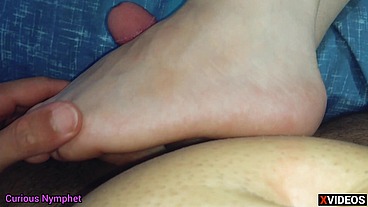 Curious Goddess - pregnant big ass foot fethis foot licking foot worship foot food footjob cumshot cum soles