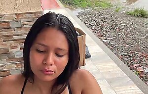 Colombian bitch sucks a cock on the street and is caught by her neighbor