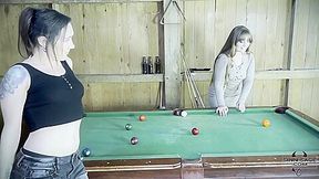 Brianne Blu - Lesbians Teenagers 18+ Strapon(1080p)