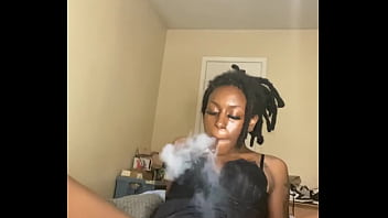 Smoking and cumming