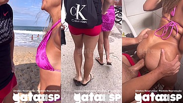 Gataaasp dando o cuzinho e bebendo leitinho no banheiro do restaurante em Balneário Camboriú enquanto corno filma - Parte 1