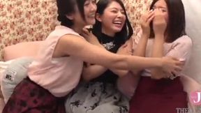 Haruna's Amateur Lesbian Picks Up with Lux Navi-Girl Specs: Best Friends' Real Climax