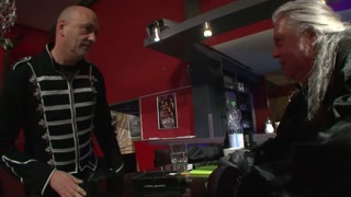 The pain when a hand slaps the pussy.