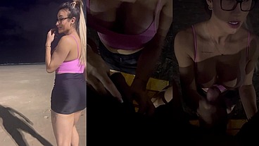 Chupei o negão em público na praia