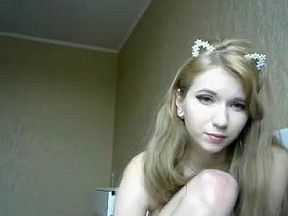 Amateur Hot Girl Fingering Her Pussy On Webcam 03