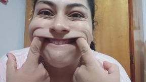 Fetish de labios y saliva POV