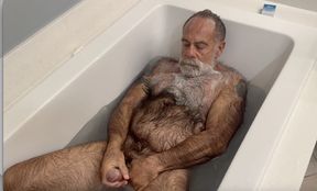 Wet Fur Tub Jack Off