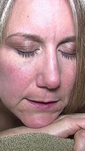 Amateur Lesbian Sex Tape