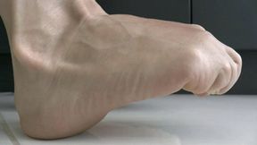 Gold toe curls MP4 HD 720p
