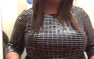 Cumming in a lady's changing room