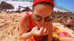Horny Beach Walk Turns Into Outdoor Sex and Facial