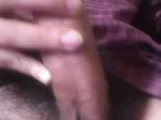 VERGA SABROSA PAJA DOS MANOS SHORT DEPORTE SEMEN JOVEN GIMIENDO / YOUNG BIG DICK CUM MOAN SPORT