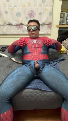 Fat Spider Draws by Drawing in the Red Center