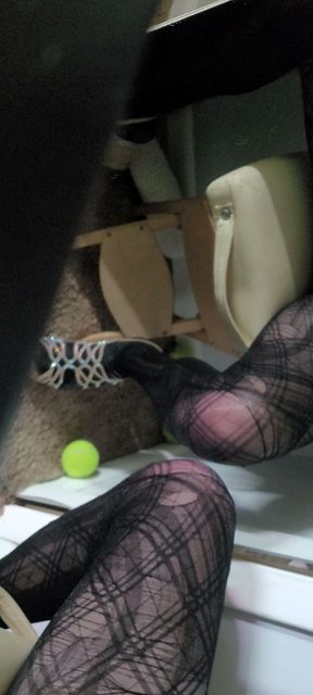 Going absolute crazy in tights