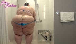 ssbbw juicy jackie shower